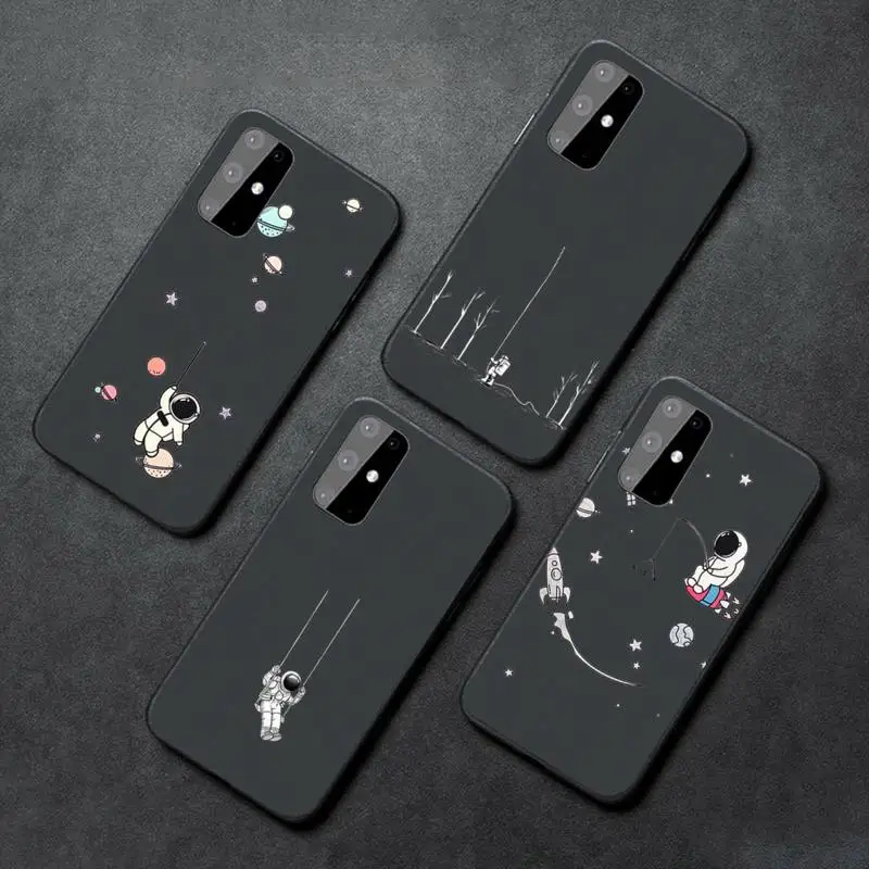 

Cute Cartoon Astronaut Star Space Phone Case For Samsung A21S A32 A51 A52 A71 A50 A12 S10 S20 S21 Plus Fe Ultra