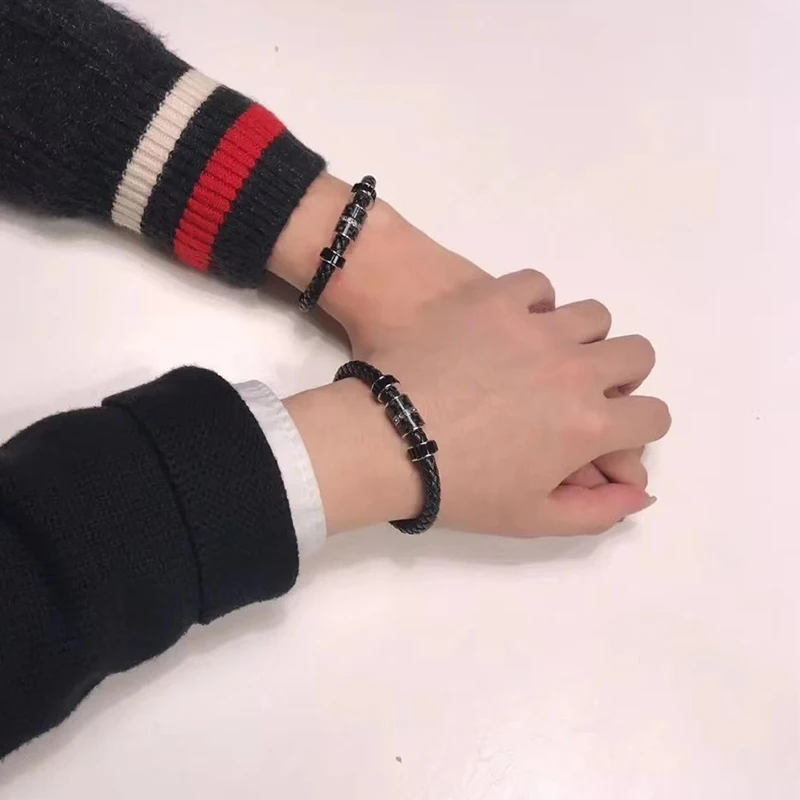 

High Quality SWA Necklace Bracelet New Retro GOVERN Skull Cross Leather Bracelet Black Crystal Men'S Jewelry Gift Free Shipping