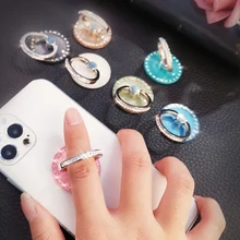Diamond women Crystal Finger Ring Holder for For iPhone X 8 7 11 12 Pro Redmi Samsung Round Phone Table Holder Rotation Stand