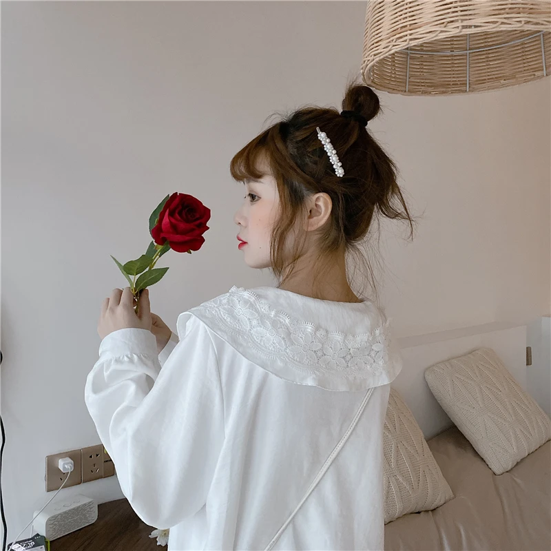 

KUSAHIKI Spring New Lace Patchwork Peter Pan Collar Blouse Women Shirt 2021 Spring Korean Long Sleeve Causal Blusas Femme 6E957