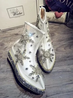 Новинка Сандалии на танкетке с украшением в виде кристаллов Летние прозрачные