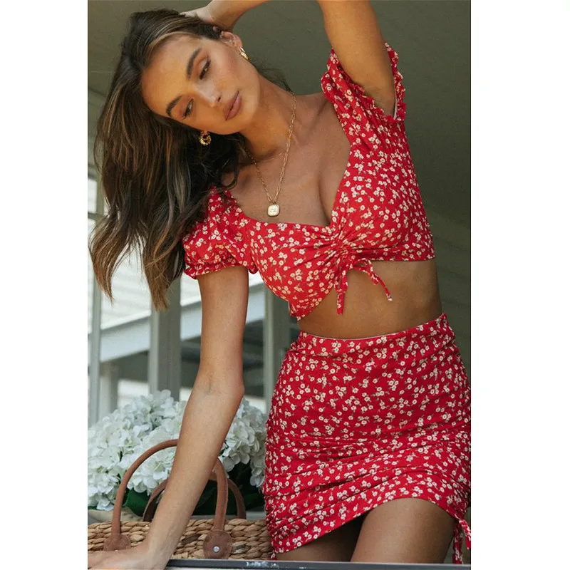 

2021 New Women Two Piece Sets Summer Boho Floral Skirts Sets Ladies Short Sleeve V Neck Crop Tops Blouse and Mini Skirt Harajuku