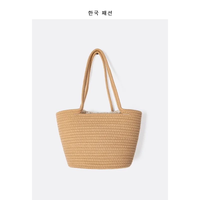 

Classic Vintage Charm Female Large Capacity Bucket Summer Grass Woven Leisure One Shoulder Portable Bag
