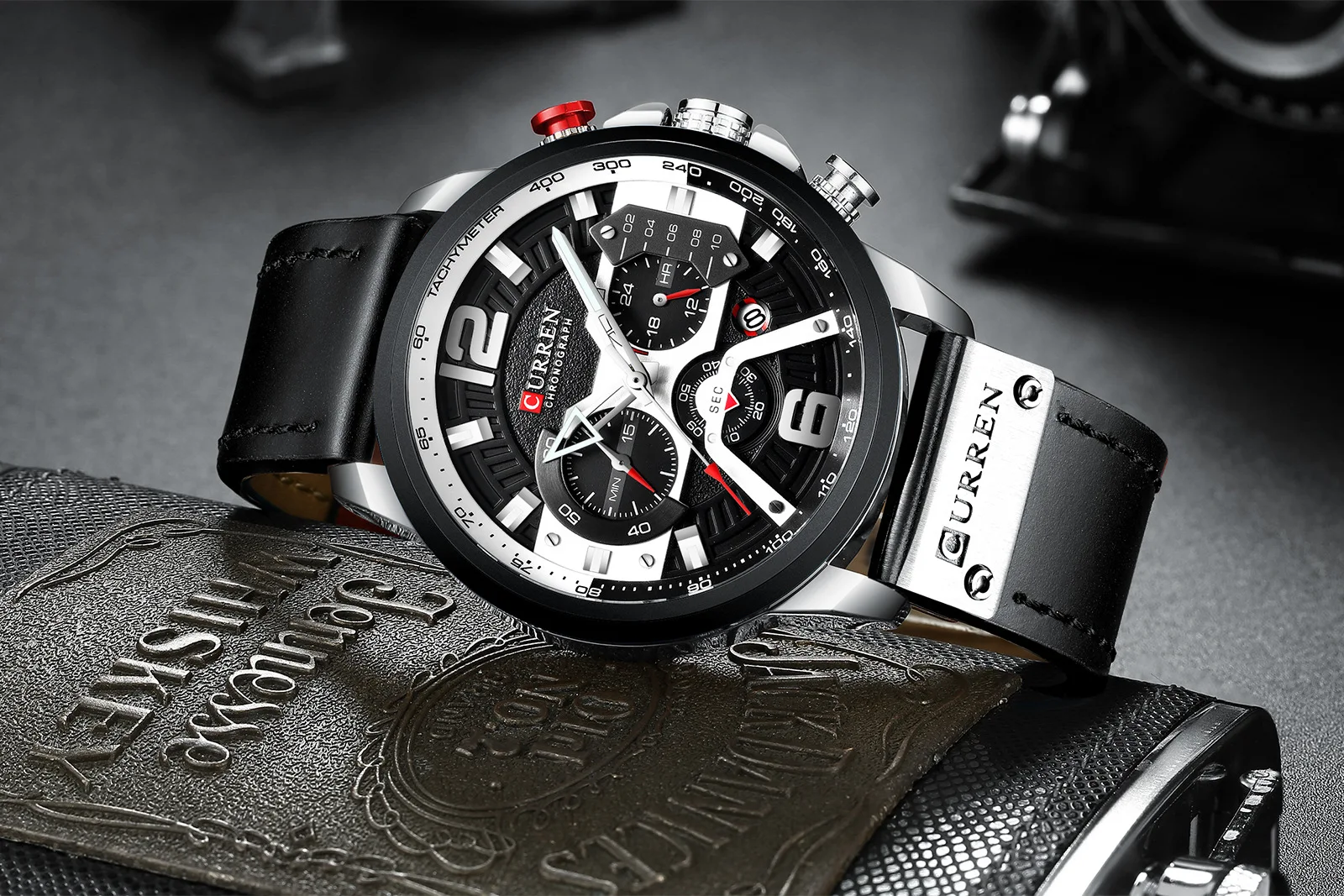 

2021 Men And Women Fashion Luxury Electronic Mechanical Watch SBA071-SBA073