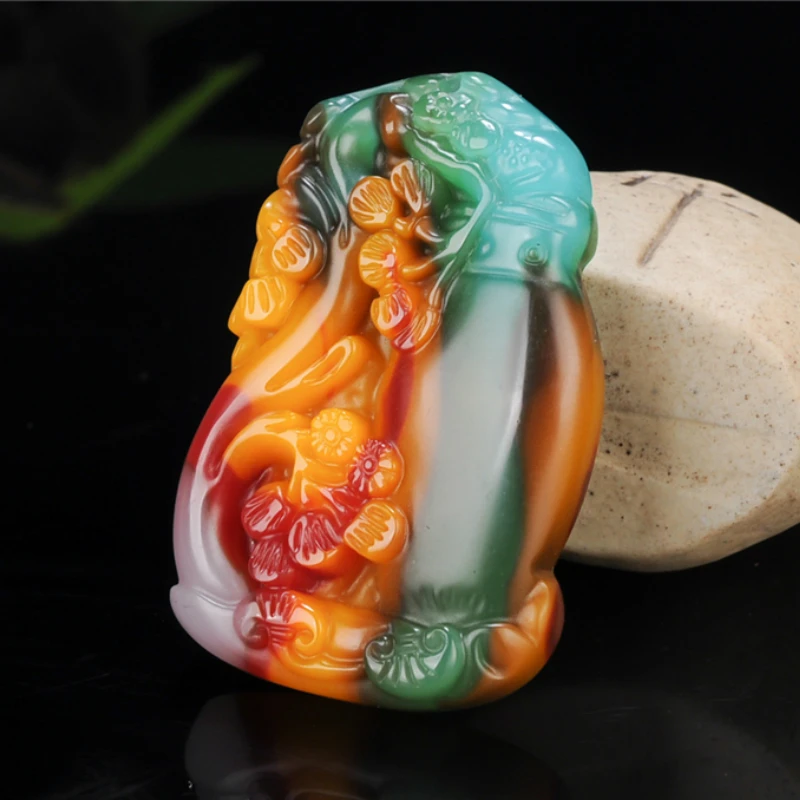 Натуральный цвет Нефритовый камень ваза кулон из сосны Китайский жадеит