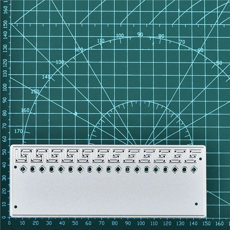 Металлические режущие штампы Naifumodo с лабиринтом рождественские трафареты для