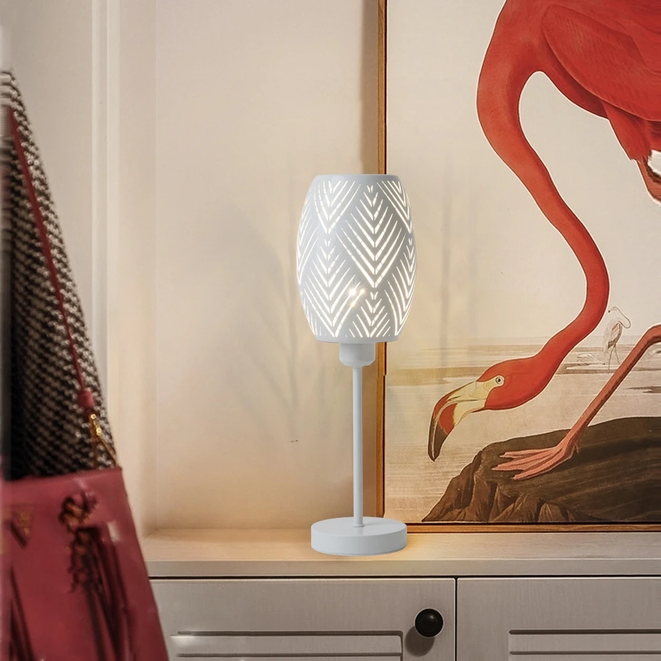 OYGROUP скандинавский прикроватный столик металлический полый абажур Настольный