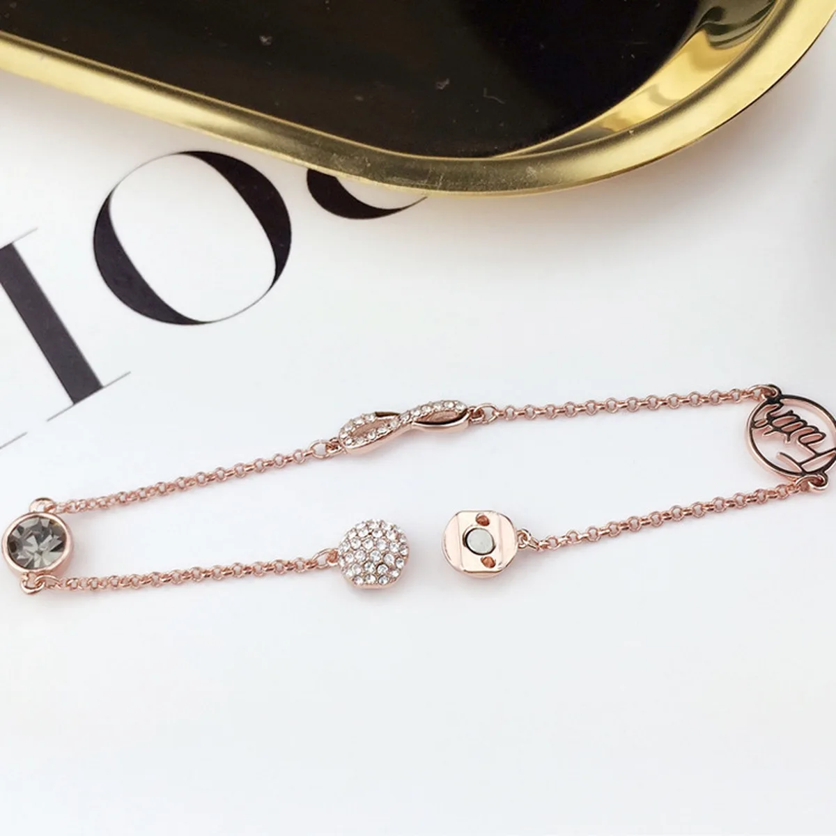 

High Quality SWA11 New 8 Series Mini Women's Bracelet Charm Fashion Jewelry