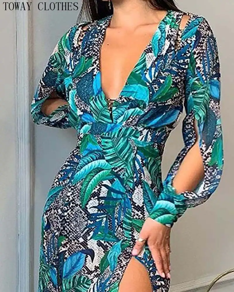 Женское Макси платье с глубоким вырезом разрезом и принтом листьев летнее