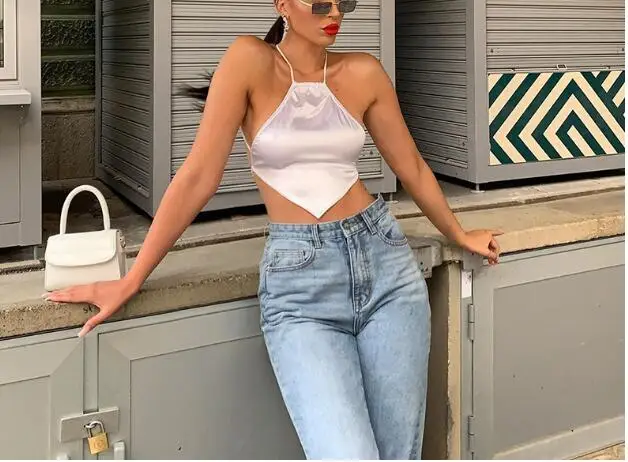 

2022 The New Sleeveless Halter Satin Crop Tops Female Underwear Short Sexy Backless Bustier Top Solid Mini Tanks