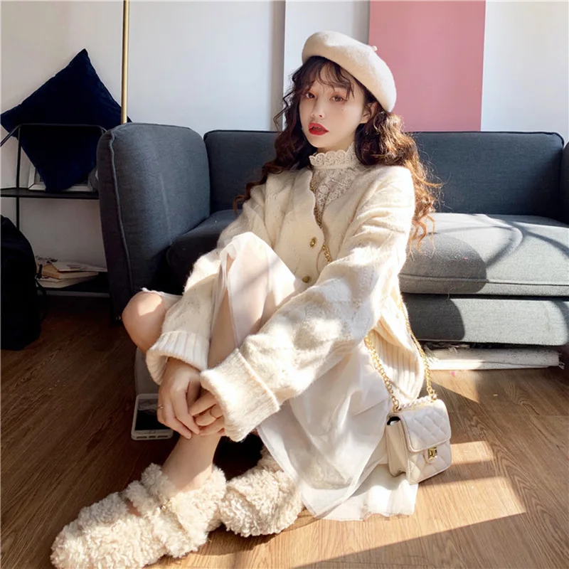 

T-shirt cardigan coat sweater top early spring East Gate 2021 European goods autumn thin small girl feeling