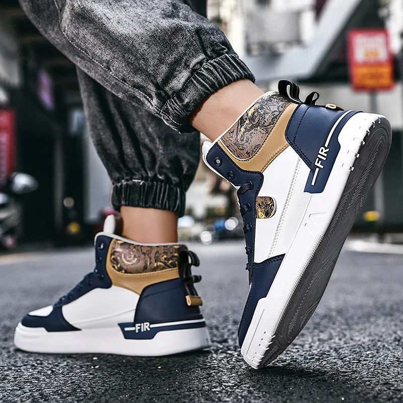 Men Skateboard Shoes High Top No-slip Male Casual White Shoes Hard-wearing Sports and Leisure Autumn 2021 New Mens Sneakers