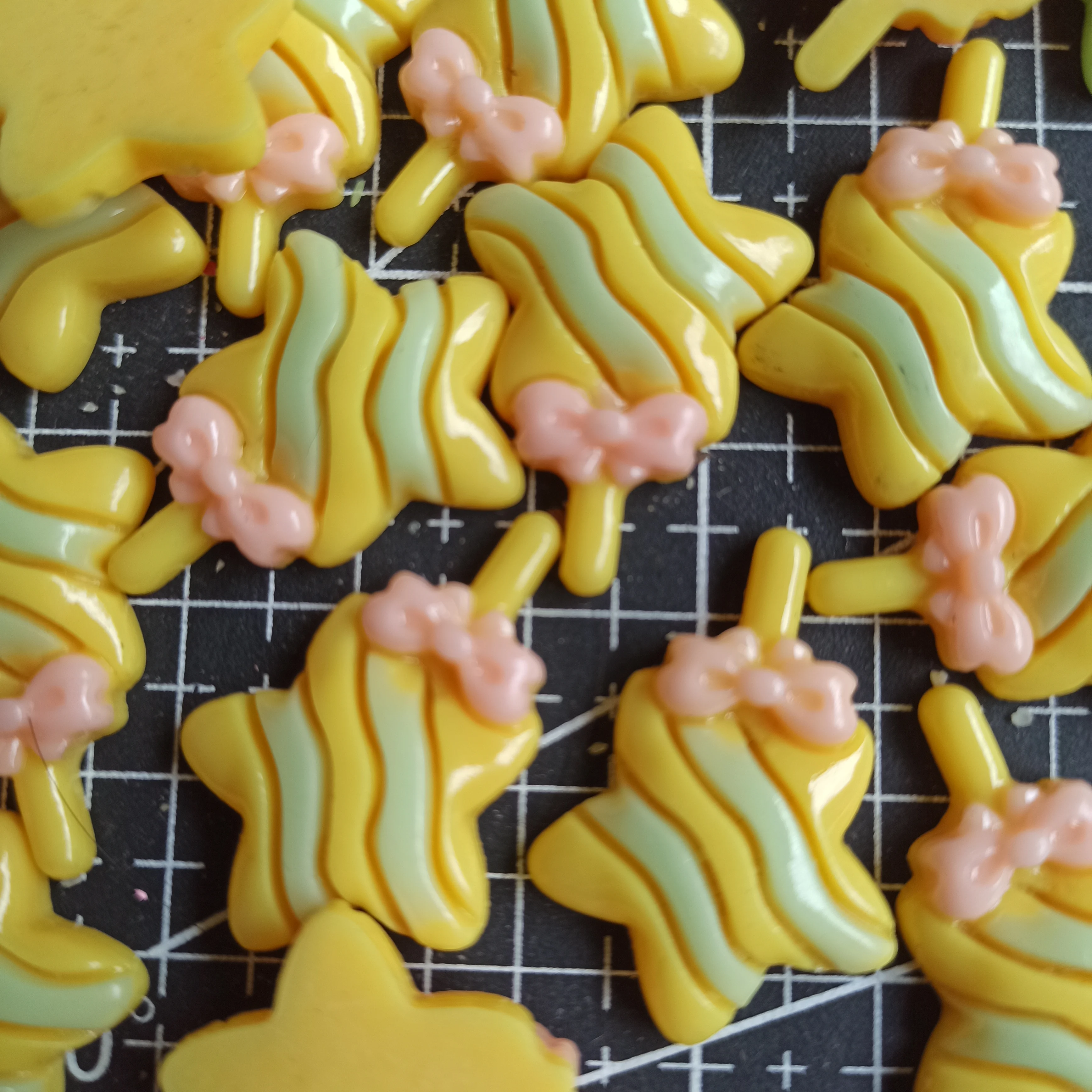 

1 шт./лот, разноцветный бант из смолы с плоской спинкой, 29 мм, имитация пищевого кабошона, скрапбук, сделай сам, украшение для телефона