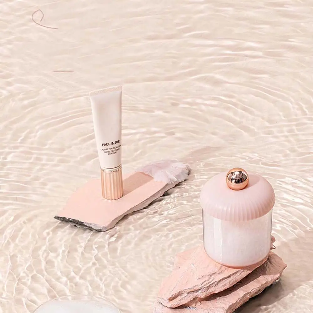 

Портативное прозрачное пористое и дышащее средство для очистки лица