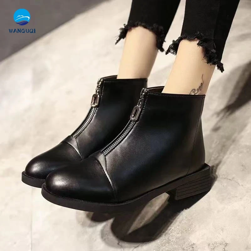 

2021 new hot-selling fashion women's boots autumn and winter all-match British boots front zipper flat women's boots