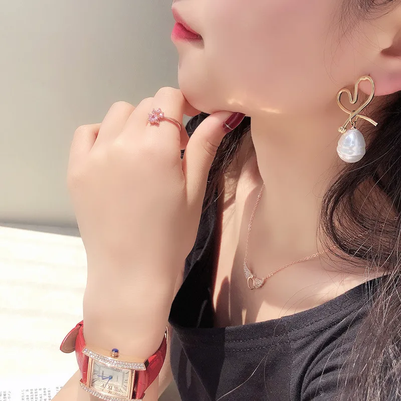 MWsonya новый корейский металлический ажурные Love подвесками из искусственных