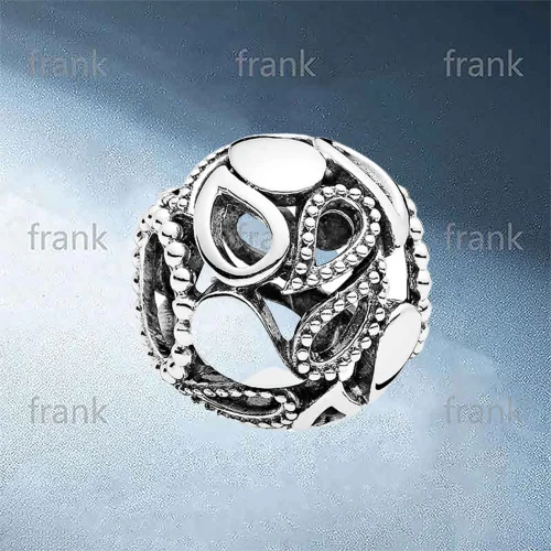 

796460 Teardrops Charm