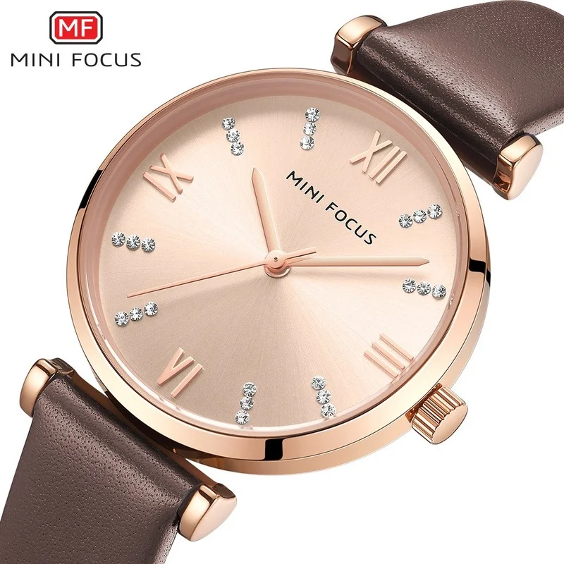 Simple and fashionable women's watch waterproof diamond-studded leather strap enlarge