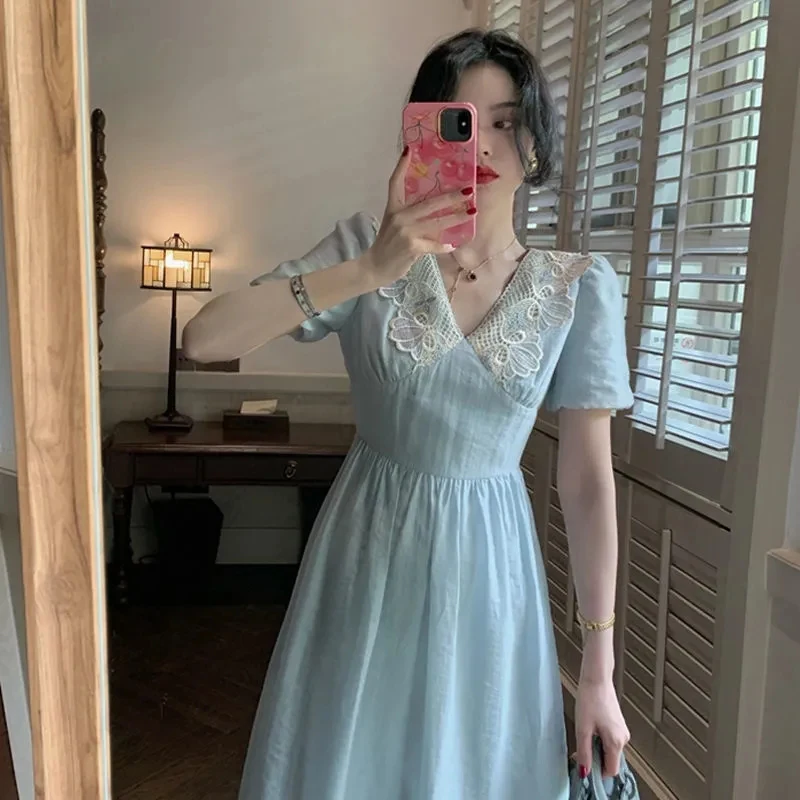 

Elegant V-neck Lace Stitching Short Sleeve Dress Summer High Waist Embroidery Midi Party Dress New Korean Slim Blue Women Dress