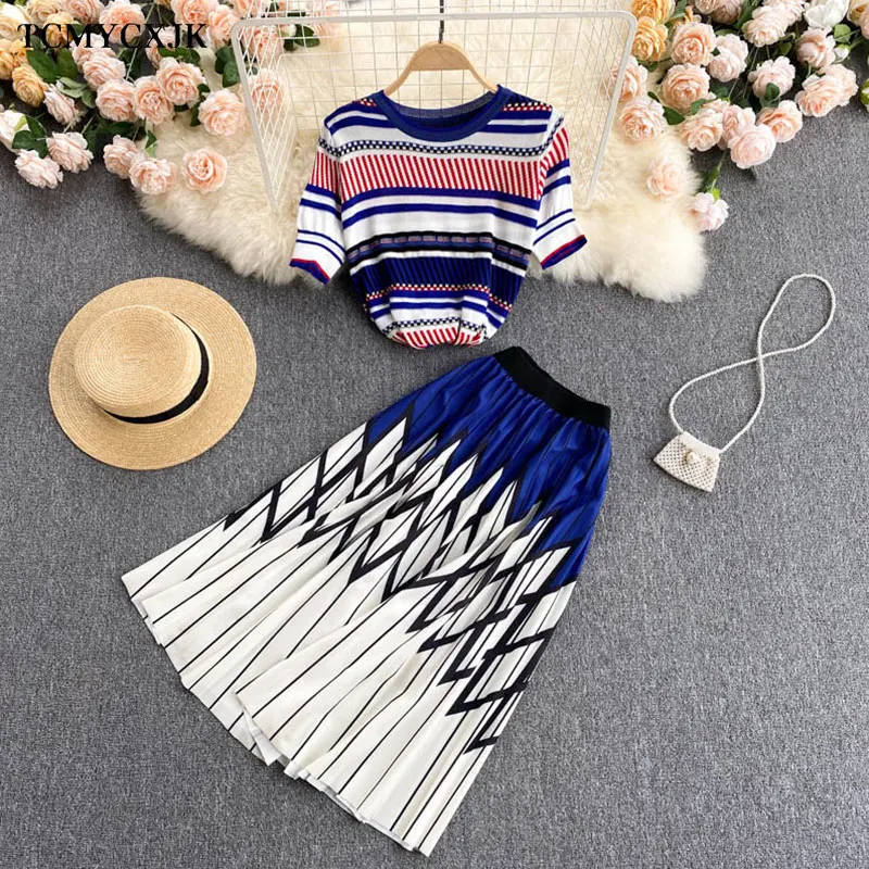 

2021 New Stripe Knitted Women Summer Sets Round Neck Sexy Tops + Pleated Long Dress Women Color Matching 2 Piece Sets Womens
