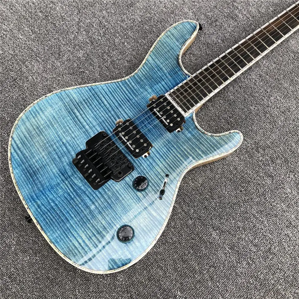 Электрическая гитара с 6 струнами синего пламени клена черная фурнитура для