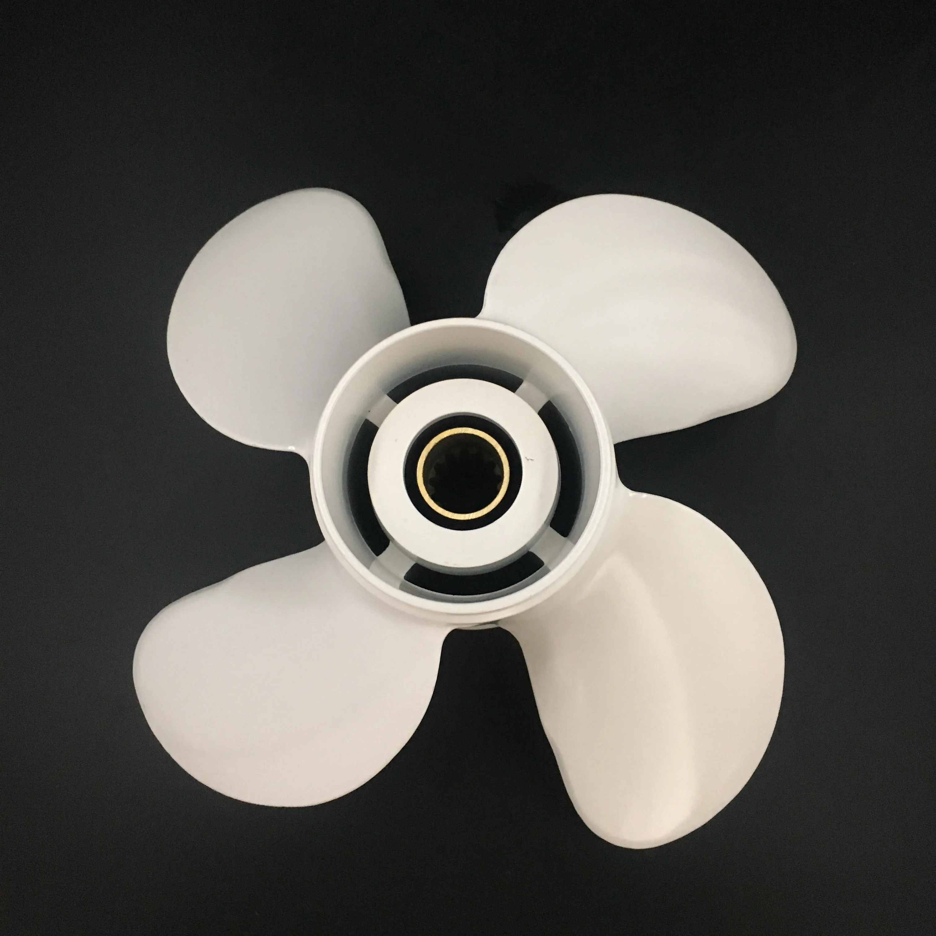 Подвесной Двигатель Captain Propeller 10 3/8x13 подходит для подвесных двигателей Yamaha 25HP 30HP