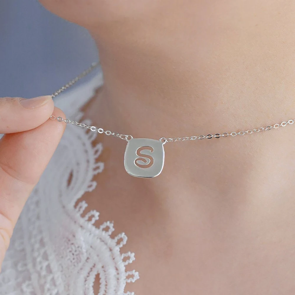 

Mini-World Customized Initial Letter Necklace Rectangular Hollow Letter Charm Stainless Steel Jewelry For Women Birthday Gifts