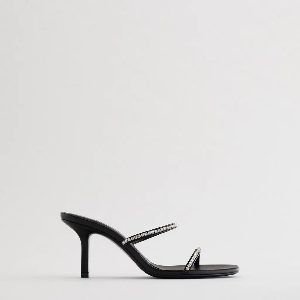 

Women's shoes Black square head Rhinestone accessories High-heeled sandals