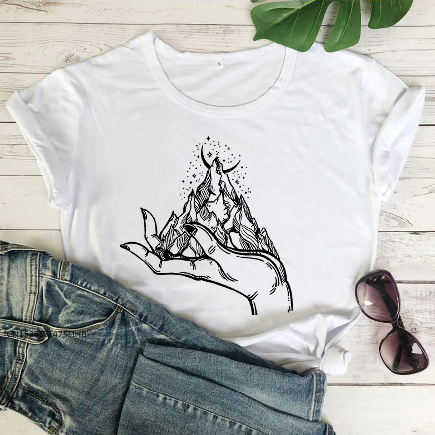 

Soft Women T-shirts Premium A Court Of Thorns And Roses Inspired Shirt ACOTAR Graphic T Shirt Popular Top Tees For Fans