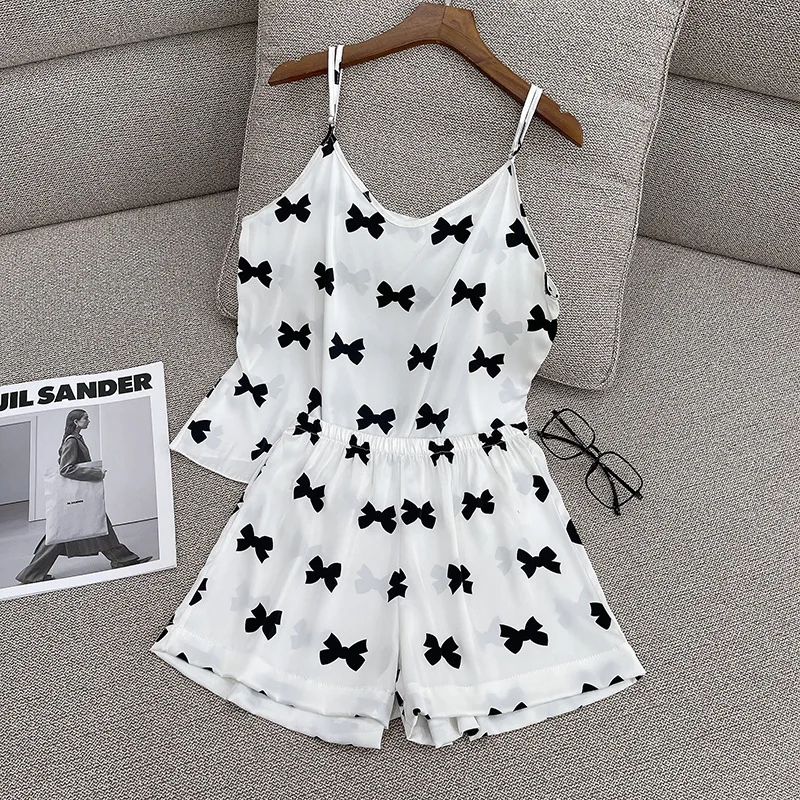 

Пижама женская сексуальная ночная рубашка Новинка Летняя короткая Пижама женская шелковая с бантом шорты на бретельках комплект из 2 предм...