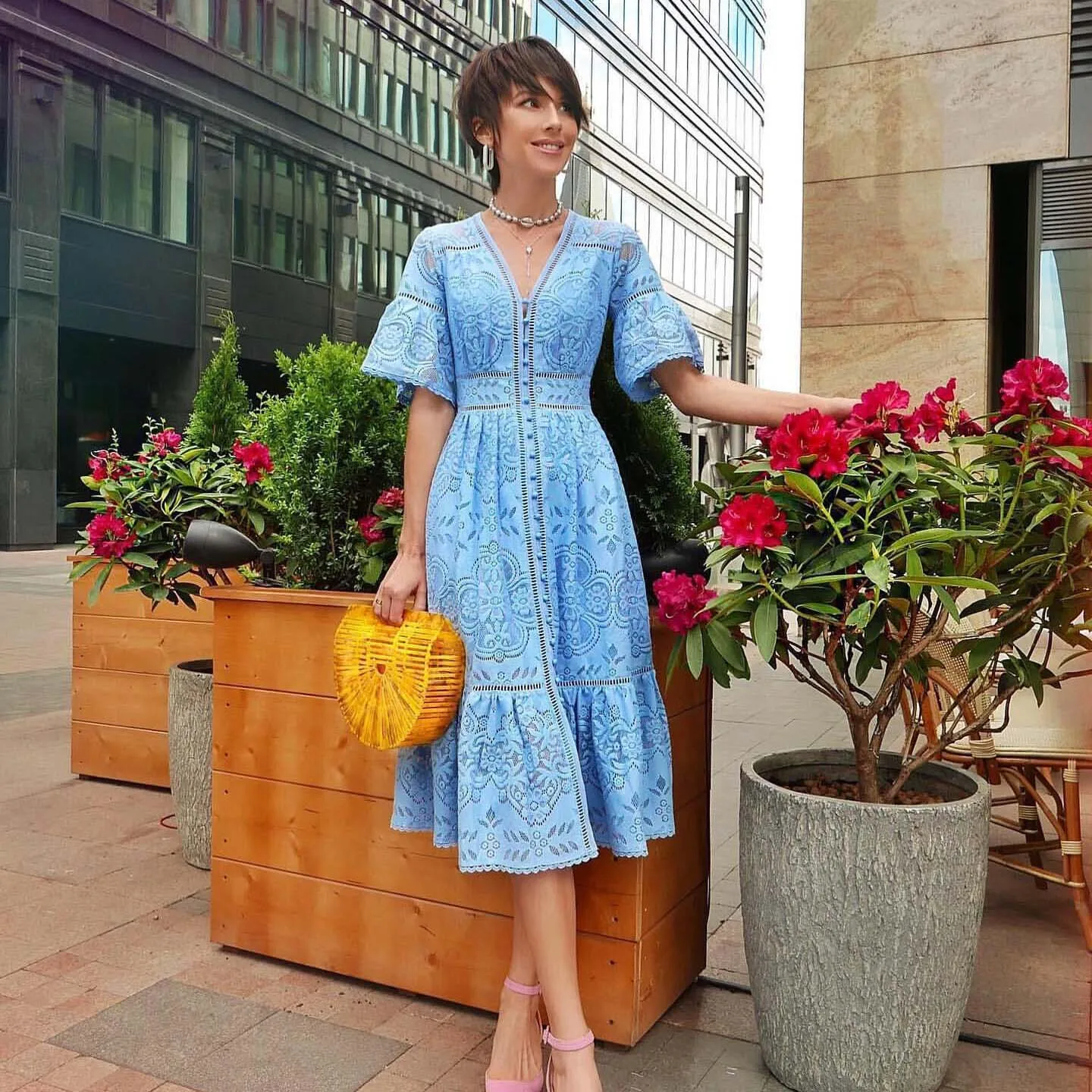 Сексуальное платье из кружева женское 2019 весна лето v образный вырез короткий