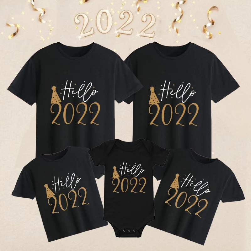 

Одинаковая семейная одежда Hello 2022 с принтом, футболки для отца, мамы, детей, семейный образ, комбинезоны для малышей, новогодние наряды, рожде...