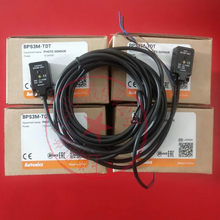 

Фотоэлектрическая лампа для автомобиля