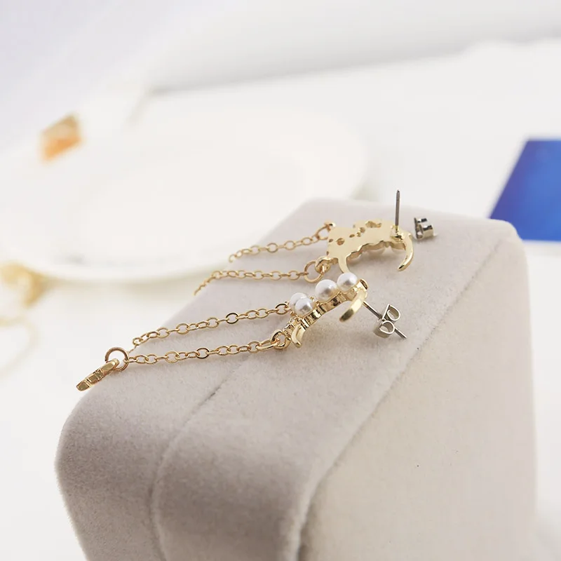 Женские серьги с подвеской в стиле бохо элегантные блестящие длинные виде Луны и