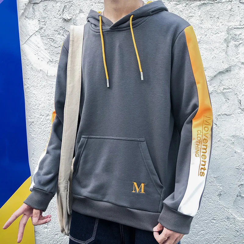 

Hoodies & Sweatshirts