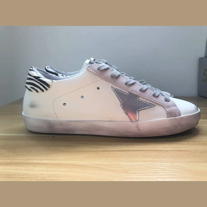 

Новинка 2021, всесезонные небольшие потертые грязные туфли с принтом зебры, повседневные кроссовки для родителей и детей, увеличенные слипон...