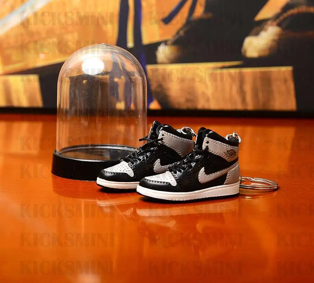 a pair w metal ring Дропшиппинг aj1 Chicago «не для перепродажи Красный» брелок в виде кроссовка Air Jordan 1 3D мини-кроссовки, запатентованный спортивный обувной брелок с кроссовком - Цвет: a pair w metal ring