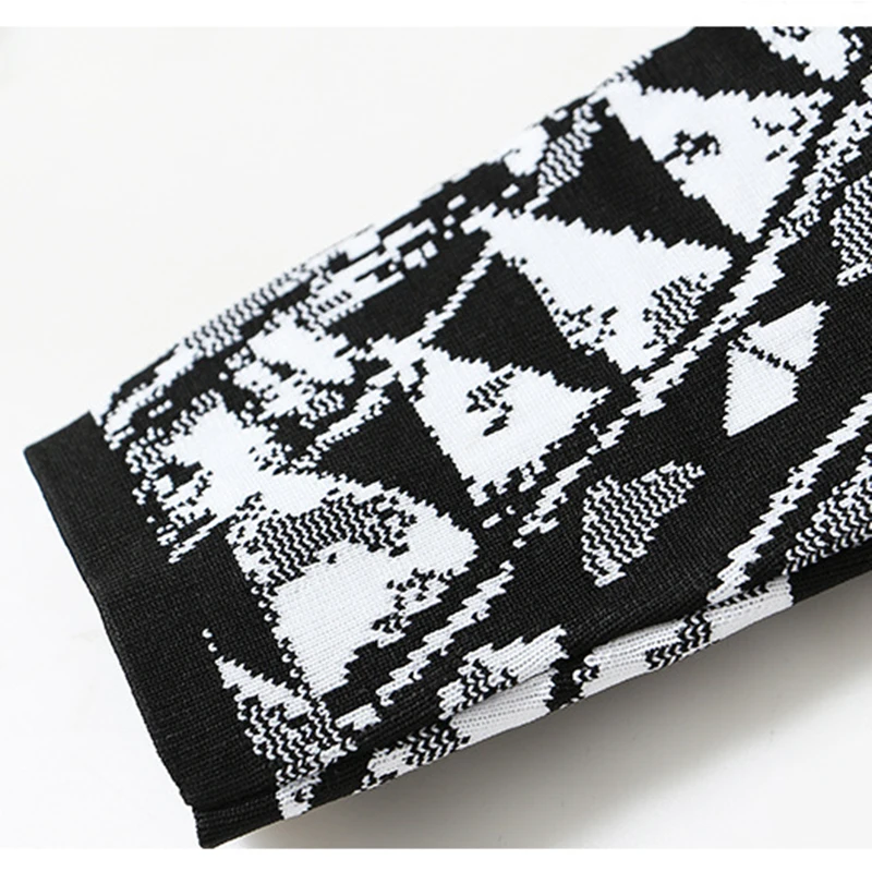 

2021 Spring and Autumn V-Neck Classic Black and White Geometric Pattern Contrast Print Cardigan Short Women's Slim Jacket
