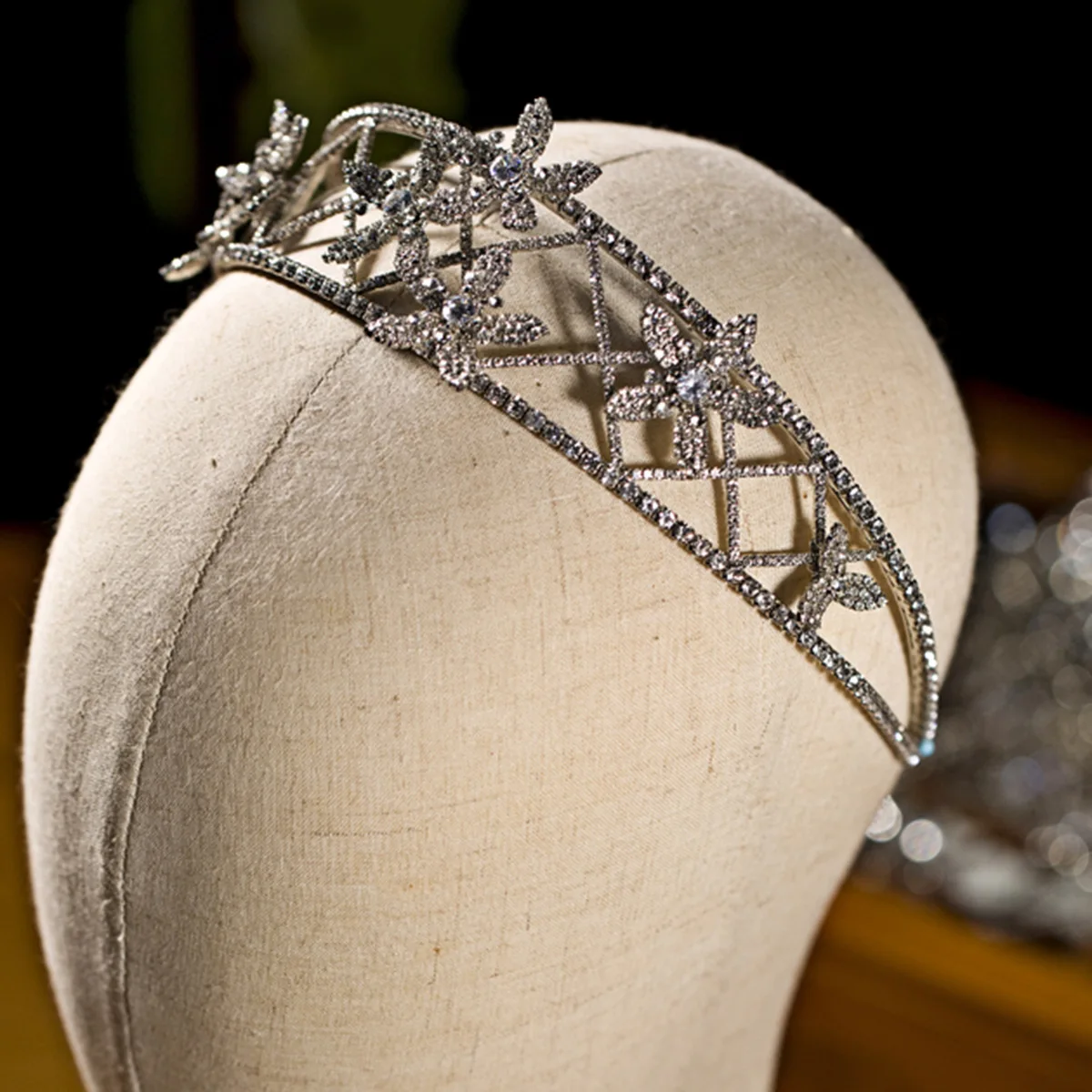 

Inlaid Zircon Crown crystal hairbands style tiara Hair Clasp Headdress Bride Wedding bridal hair accessories