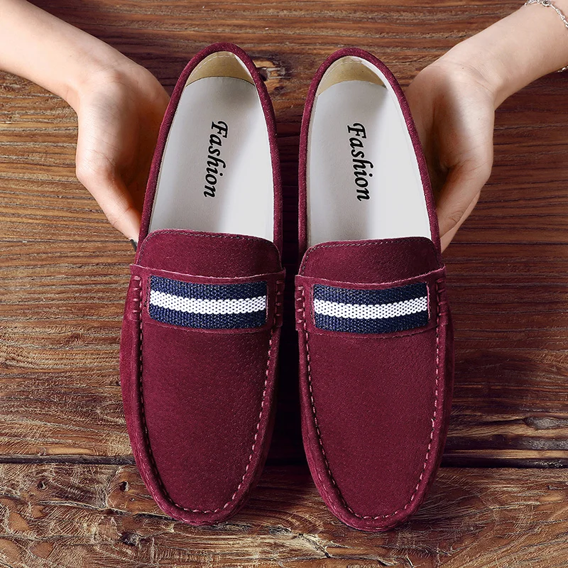 

New Arrival Men Loafers Flats Shoes Wine Red Drive Shoes Mens Brand Designer Handmade Casual Shoes Popular Fashion Shoes for Men