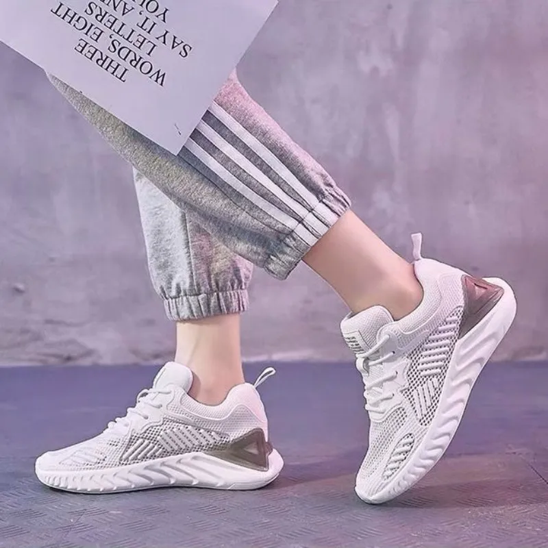 Женские кроссовки KAMUCC Вулканизированная подошва на шнуровке мягкие высокие для