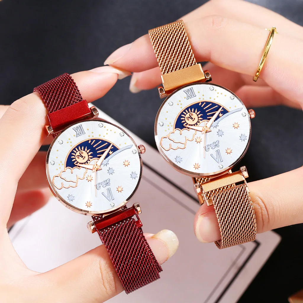 

2020 Womens Watches New Fashion Sun Moon Star Dial Ladies Watches Design Casual Gifts magnetic strap watch zegarek damski