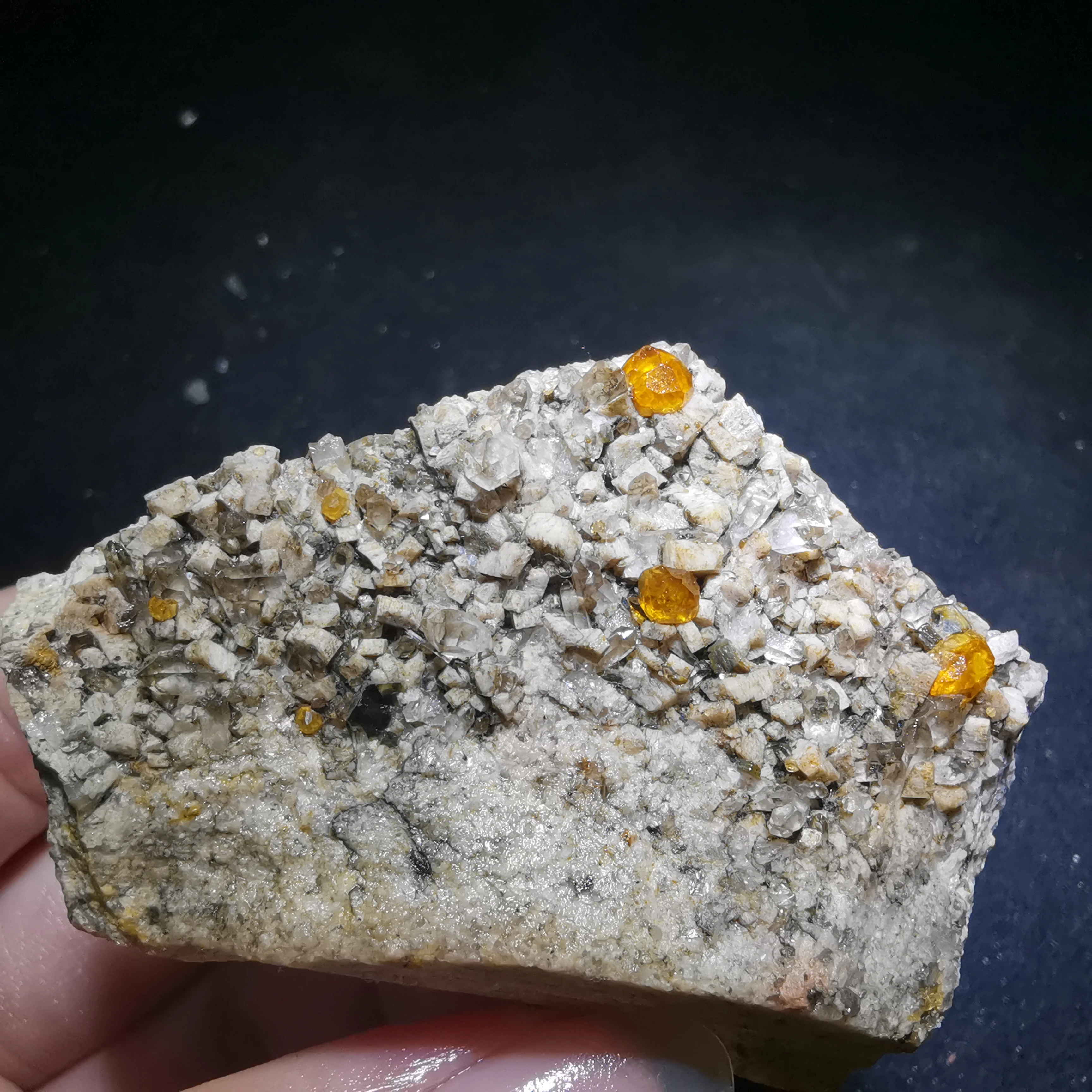 

74.5g.Rare natural garnet crystal hexagonal point feldspar mica brass multi mineral crystal symbiotic halo energy healing