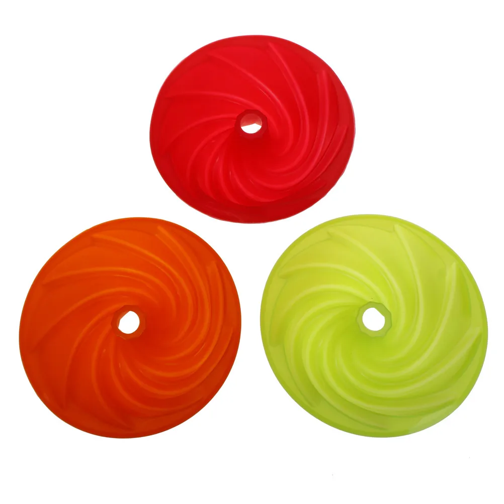 

Round Silicone Cake Mold Oven Baking Tools Chiffon Cake Mold (colors At Random)