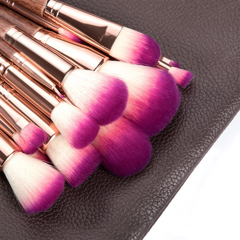 

Makeup Brush set 17 Pieces Of Loose Powder Eye Shadow Brush Makeup Tools Set