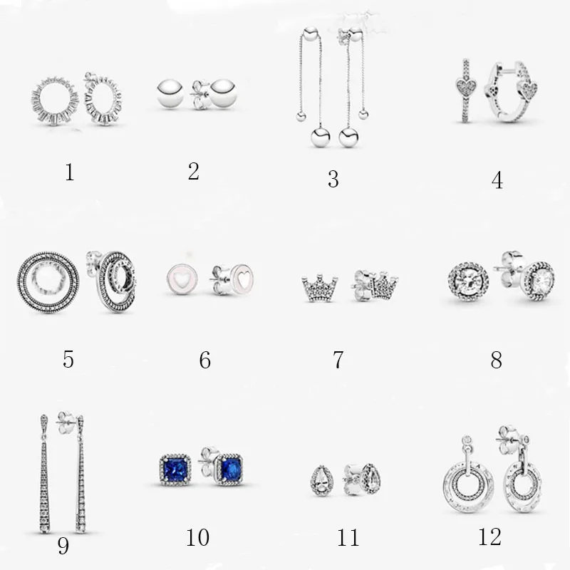 Синие квадратные сверкающие серьги-гвоздики с логотипом и сверкающими круглыми