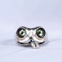 cute tongue twisting frog ring simple design green eyes frog rings men women silver color engagement wedding rings jewelry