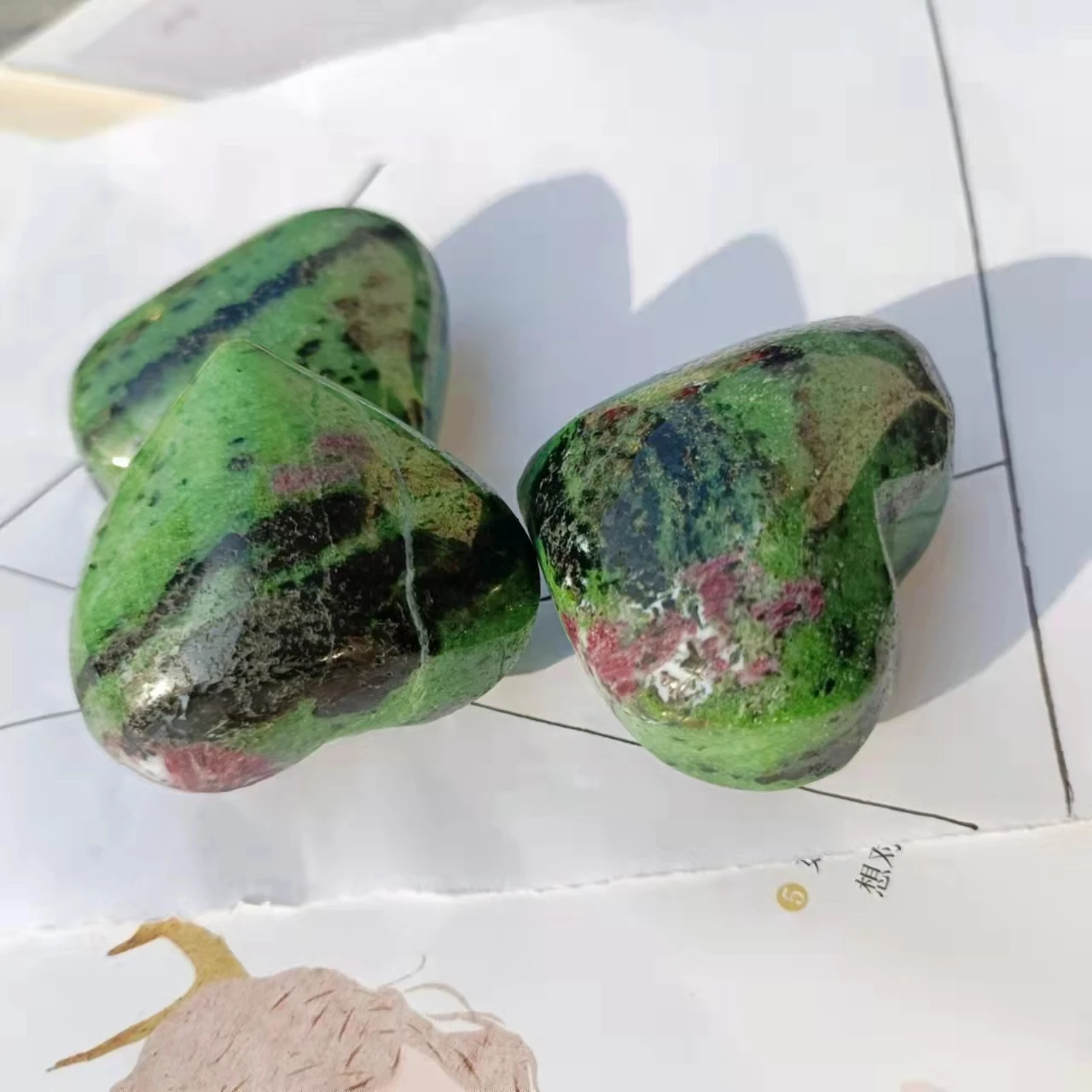 

Natural Ruby Zoisite Stone Heart Chakra Reiki Healing Home Decoration