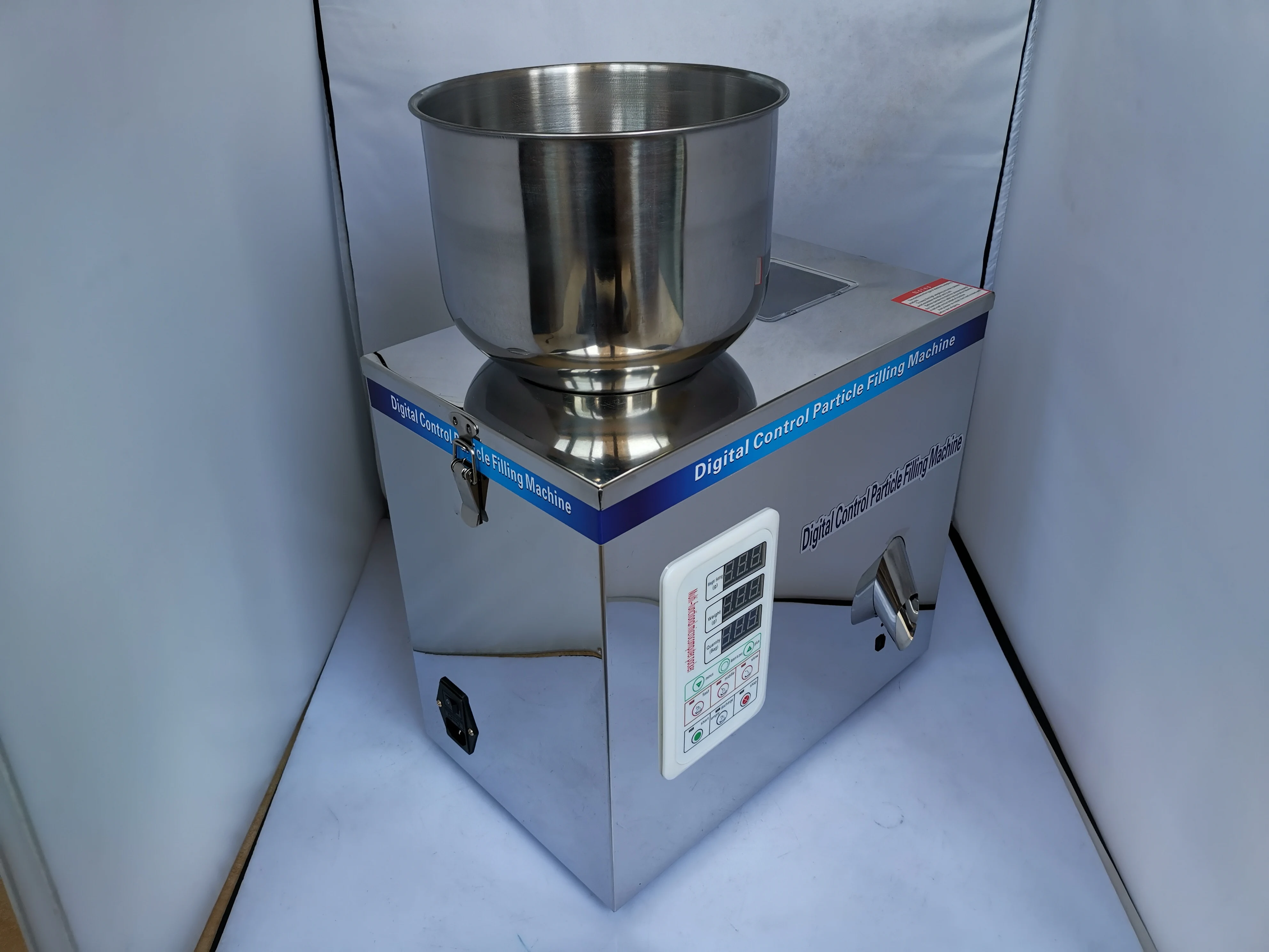 1-30g автоматическая Еда машина для взвешивания и упаковки порошка