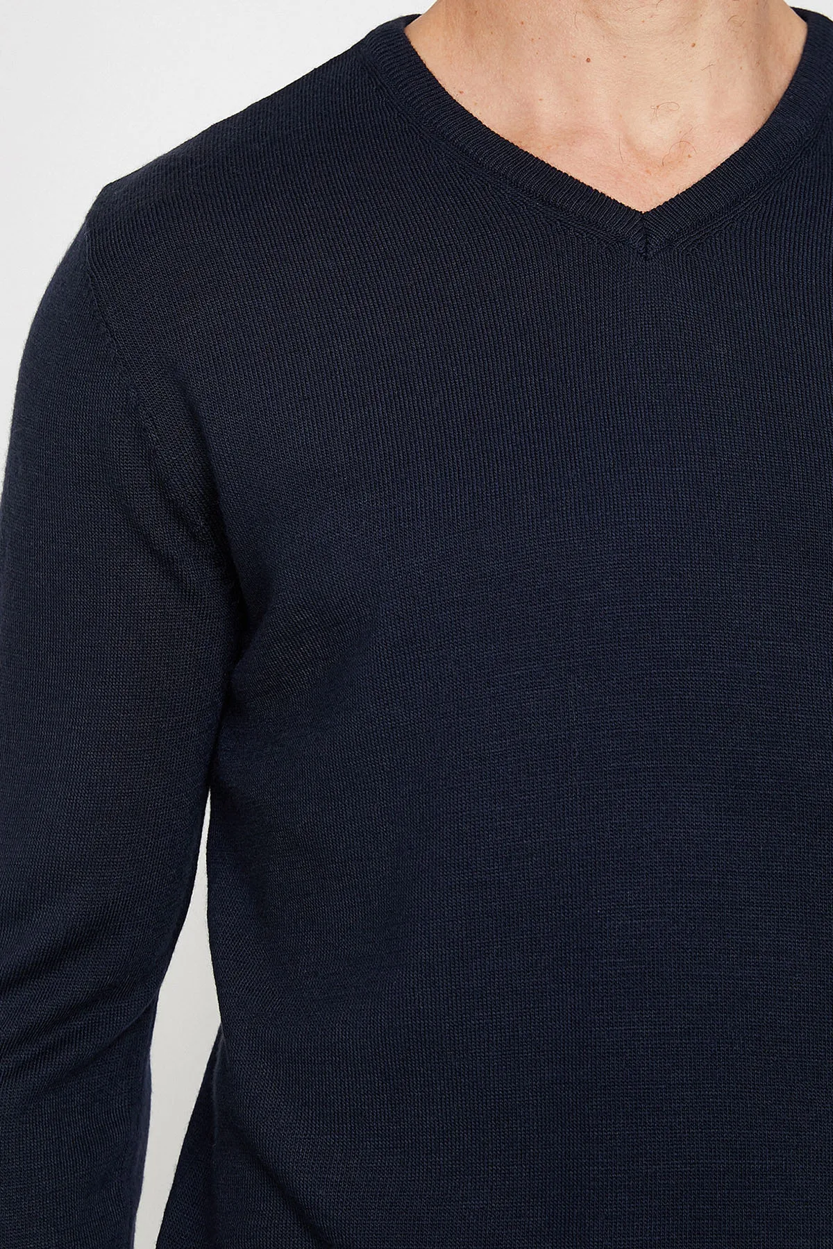 

Navy Blue V Neck Basic Knitwear Sweater